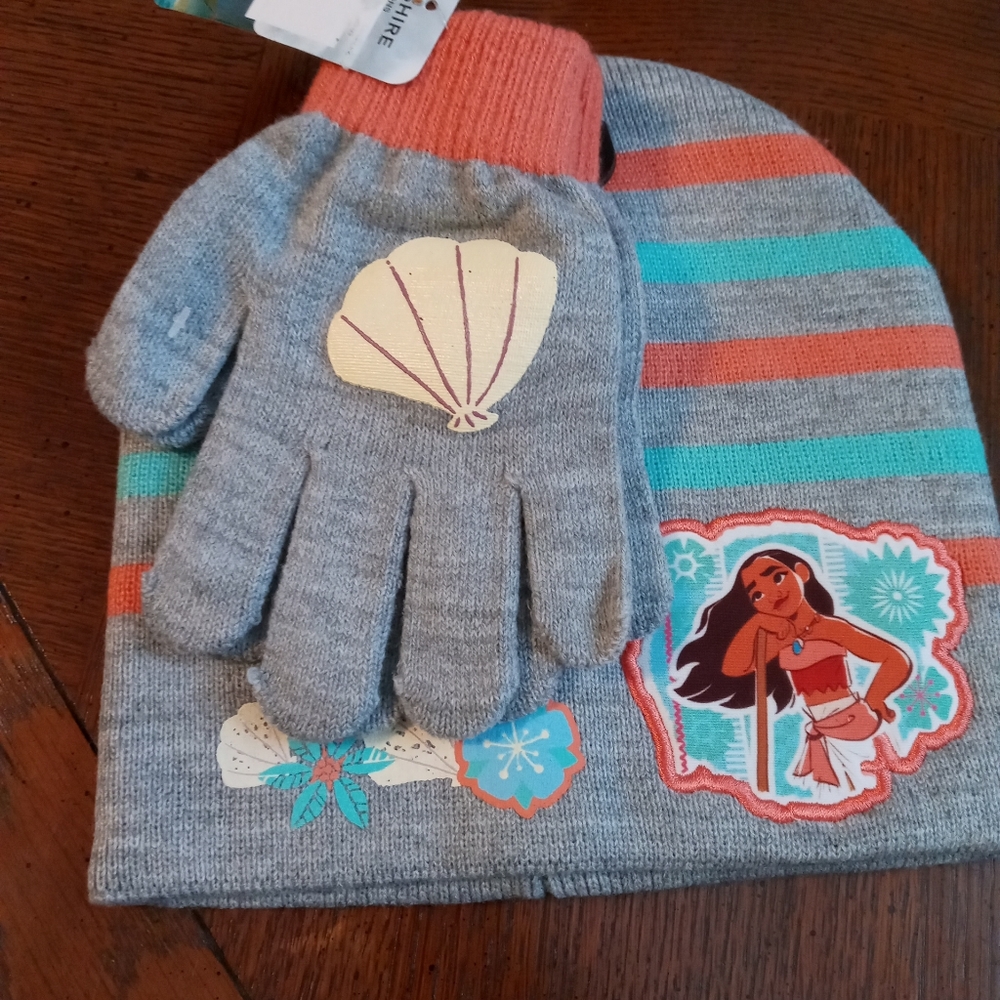 Hat - Picture 3 of 5